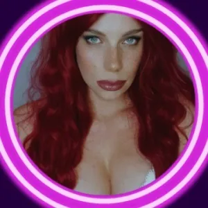 Geekareen • Thick🍒 Thick🍑 Thick 🇫🇷Accent