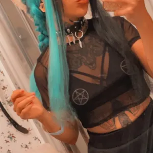 Goth-Mommy Onlyfans