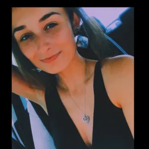 🌼Sexy Stoner Babe 🌼