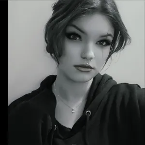 Nova Leigh