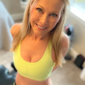 AnnikaAidanVacations Onlyfans