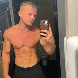 Ethan-Lee Onlyfans