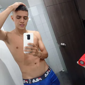 Bryan Esteban Mora Onlyfans