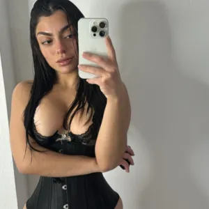 Bella Shurbet Onlyfans