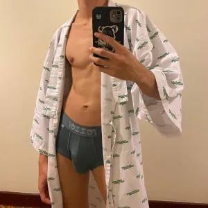 橋上男孩 Onlyfans