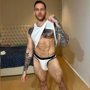 alejandrobelmont OnlyFans