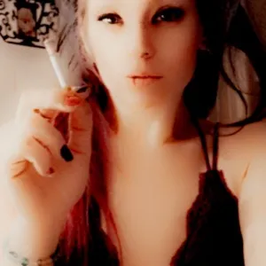 Prettynbroken Onlyfans