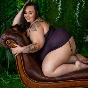 Makana Moon aka Island Girl