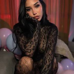 𝗝𝗮𝘀𝗺𝗶𝗻𝗲 𝗠𝗶𝗱𝗻𝗶𝗴𝗵𝘁 ✨🌹