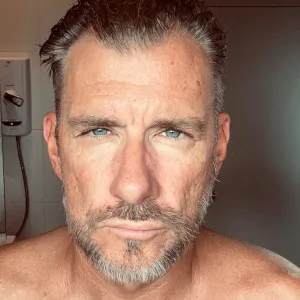 SimplyHandsOn Onlyfans