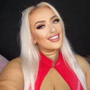 Big_busty_boo