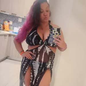 KashƁella 🥵 The CURVES Nextdoor Onlyfans