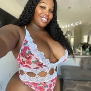 TheReal_RoxieFree Onlyfans