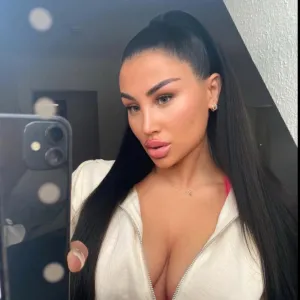 Baabyneea Onlyfans