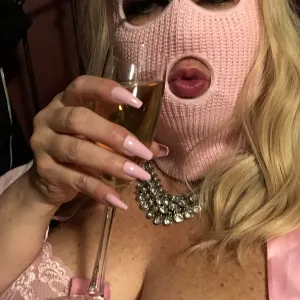 pinkchampagne2024 OnlyFans