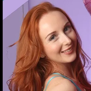 Miss Daphne Red