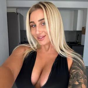 mollypillows OnlyFans